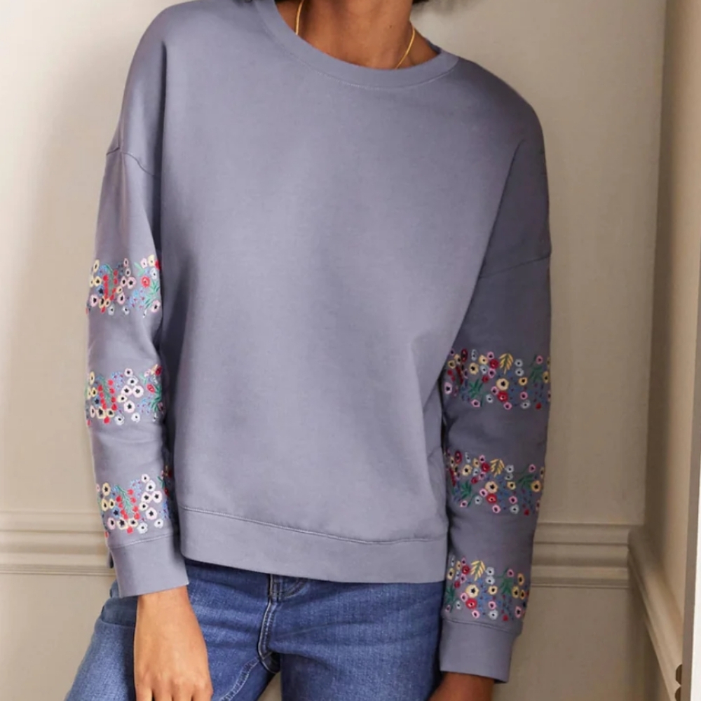 Boden Women's Purple River Interest Sweatsirt Floral Embroidered Sleeves Crop